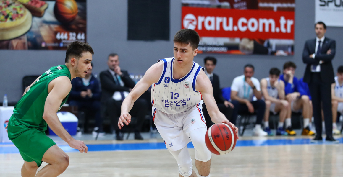 Gençlerimiz Çeyrek Finalde İlk Adımı Attı: 89-75